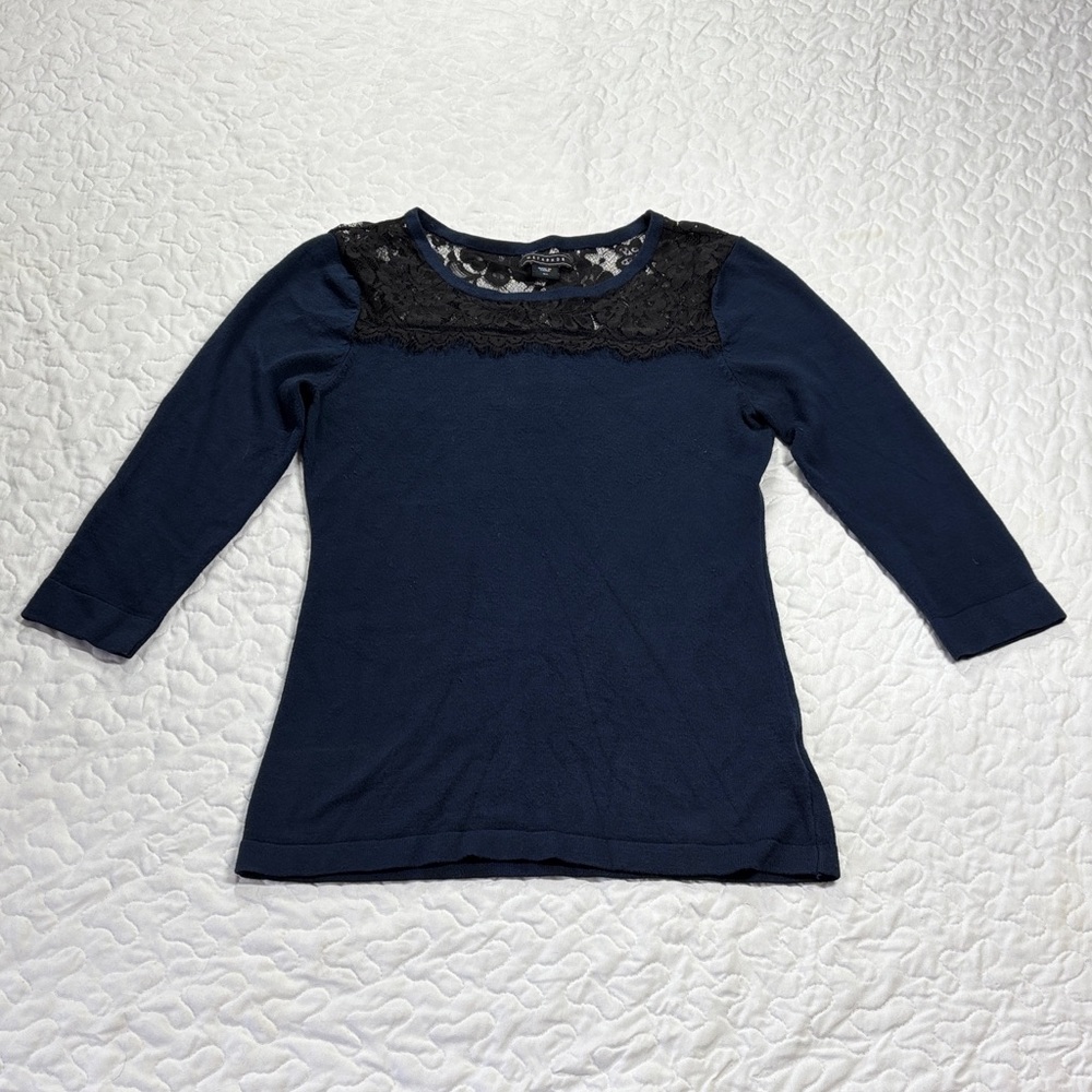 Metaphor Navy Knit Blouse with Black Floral Lace size small